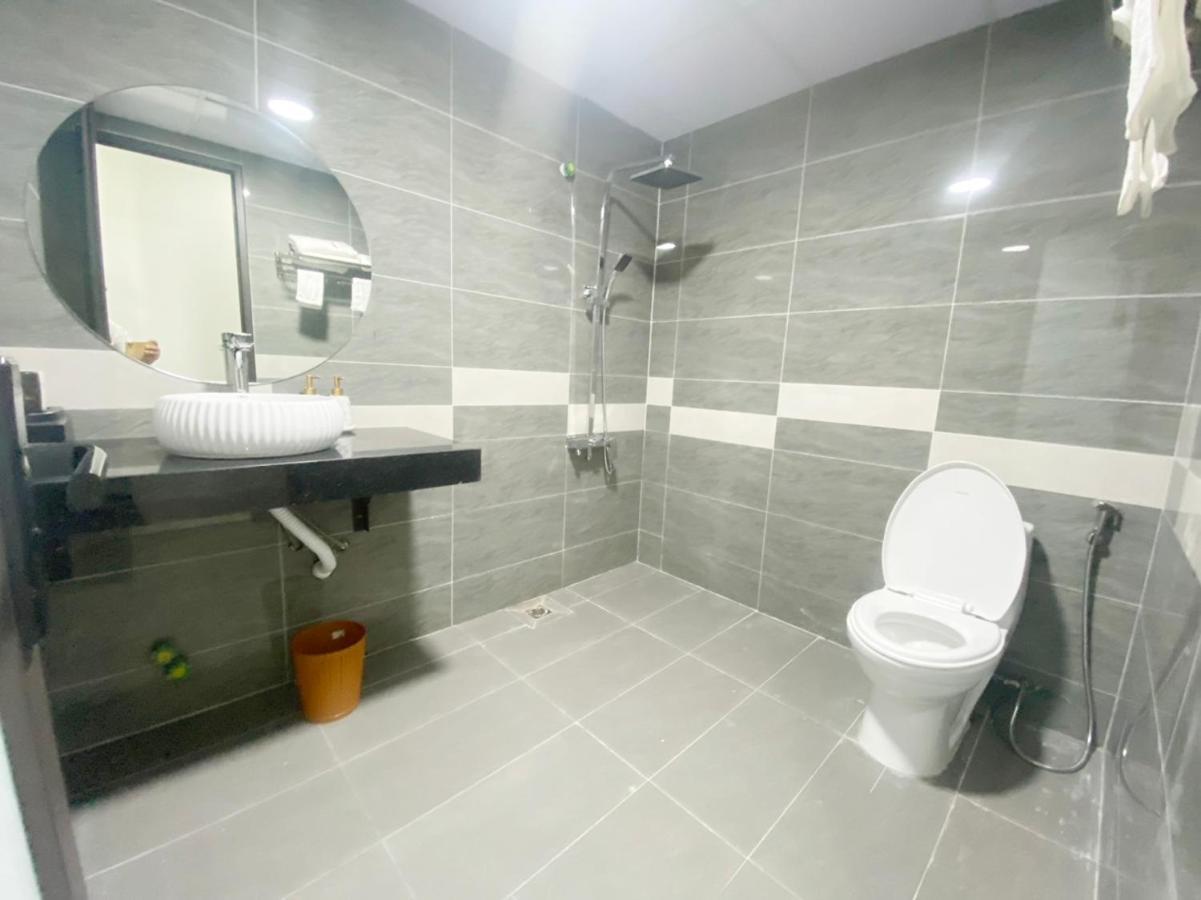 Ruby Hotel - Gan Trung Tam Khao Thi Dhtn Thái Nguyên Esterno foto