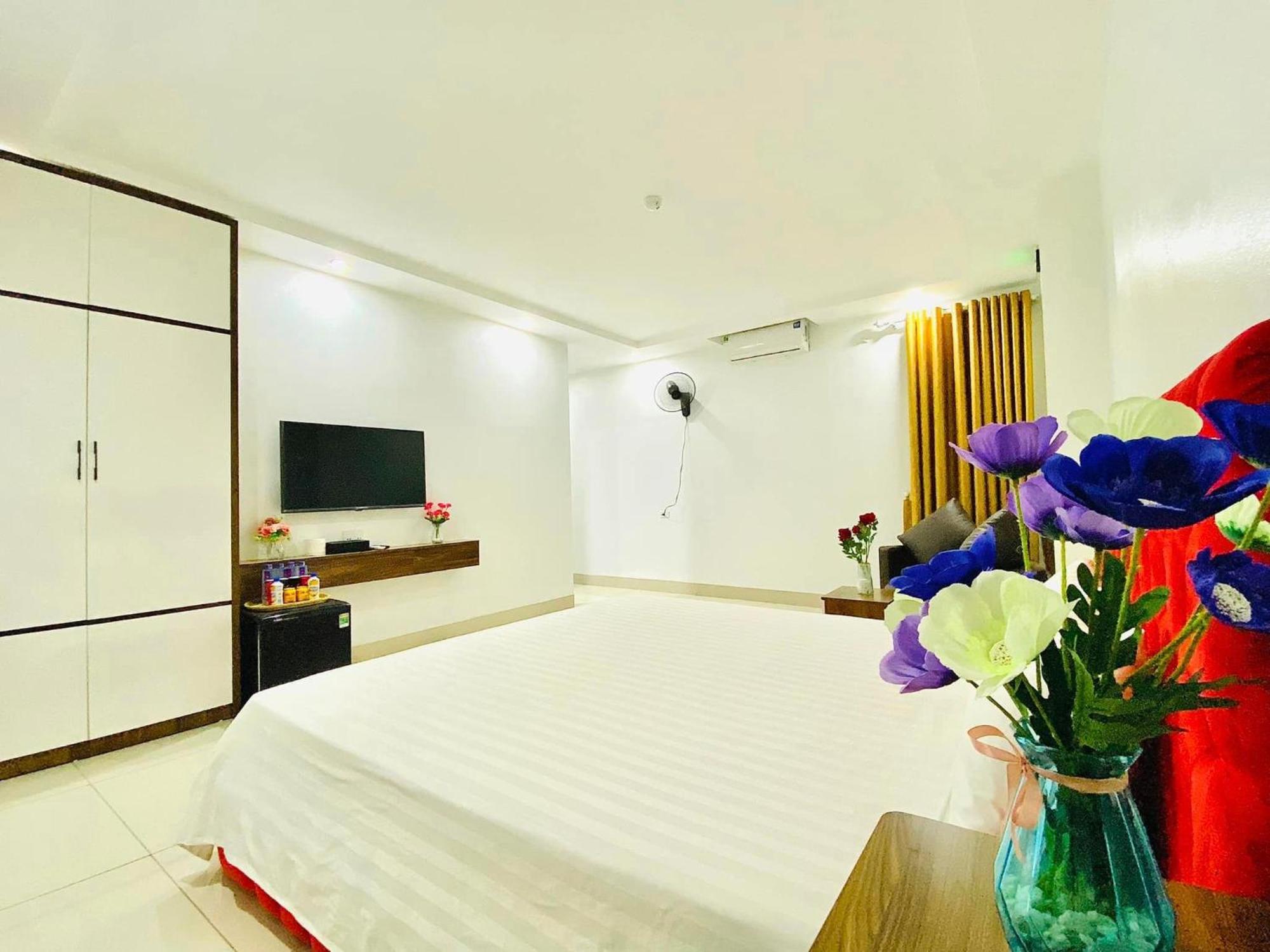 Ruby Hotel - Gan Trung Tam Khao Thi Dhtn Thái Nguyên Esterno foto